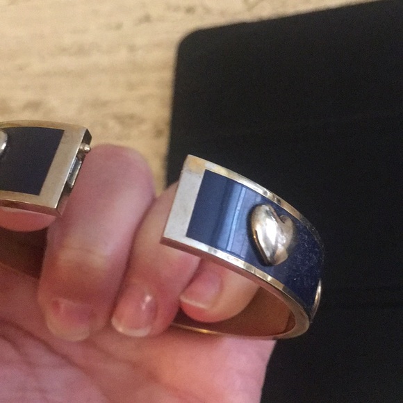 C wonder blue and gold bracelet with hearts - Picture 2 of 3